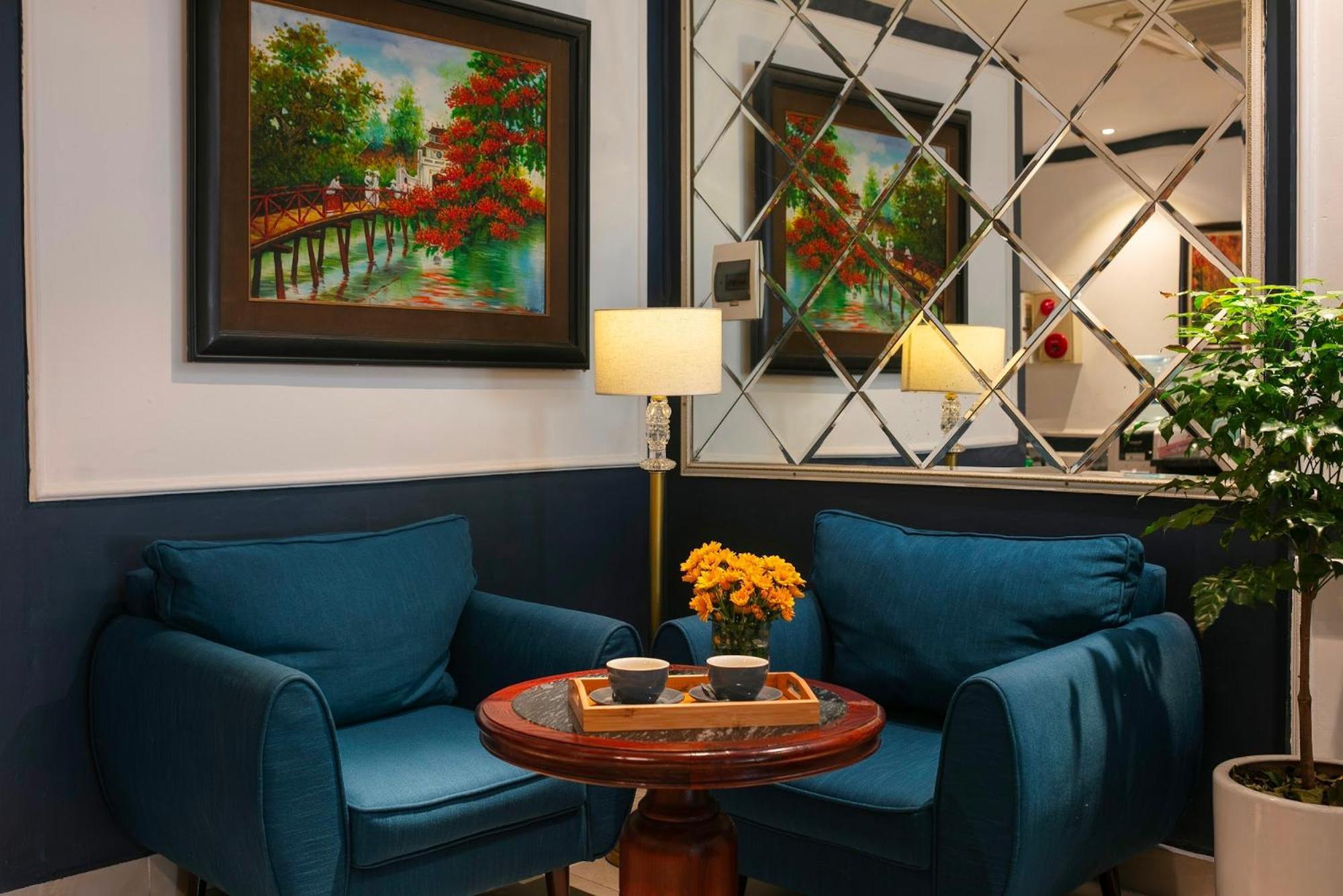 Delica Premium Hotel Hanoi Bagian luar foto